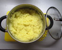 Картофельное пюре с карамелизованным луком