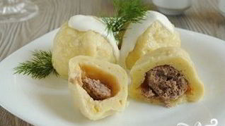 Клецки картофельные с мясом