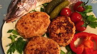 Котлета из щуки и морского лосося