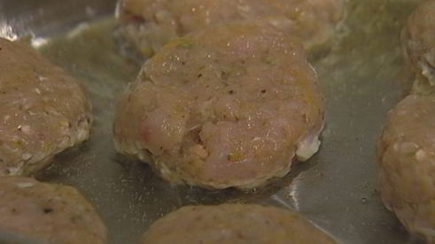 котлеты из индейки с фасолью