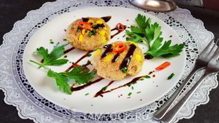 Котлеты из консервированного тунца и кукурузы