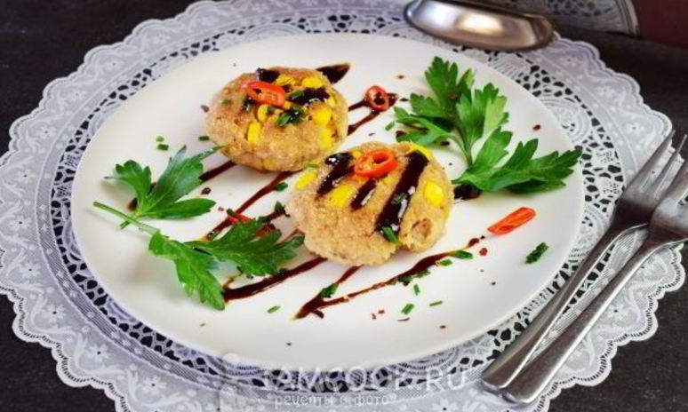 Рецепт котлет из консервированного тунца и кукурузы