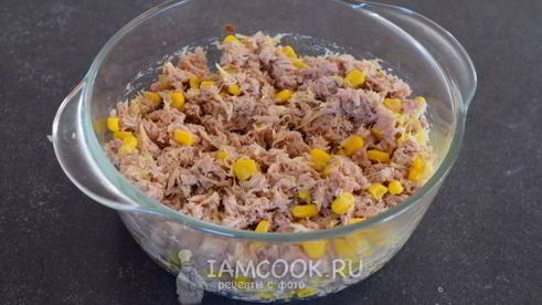 котлеты из консервированного тунца и кукурузы