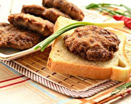 Котлеты из свинины и говядины в панировке