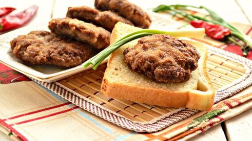 котлеты из свинины и говядины в панировке