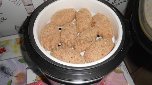 котлеты мясное трио на пару