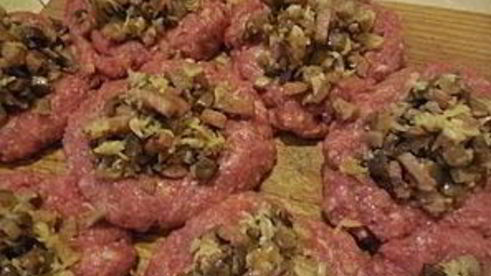 котлеты с грибами в духовке