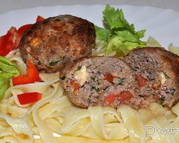 Котлеты с помидорами и сыром