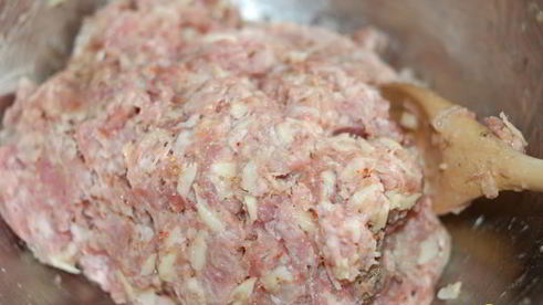 котлеты, запеченные в сливочно-томатном соусе