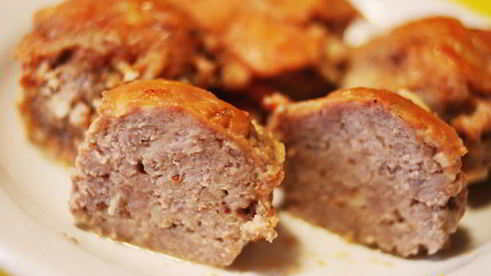 котлеты, запеченные в сливочно-томатном соусе