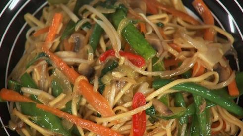 лапша чоу мейн