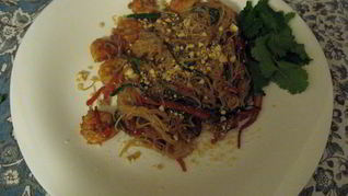 Лапша по-тайски с кешью