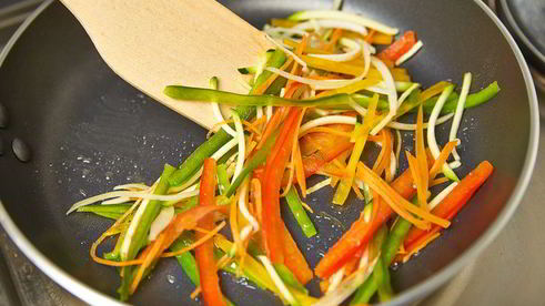 лапша с брокколи