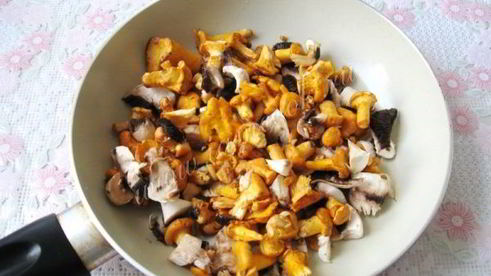 лапша с грибами в сливочном соусе