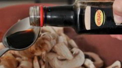 лапша с курицей и грибами