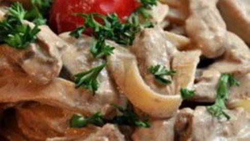 лапша с курицей и грибами