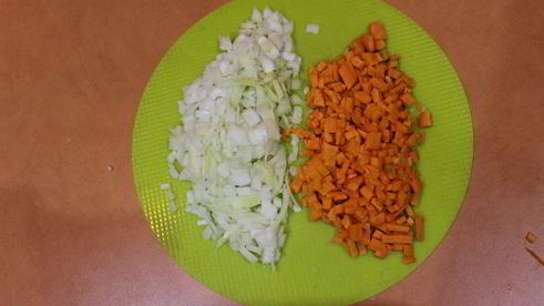 мясная лазанья с соусом бешамель