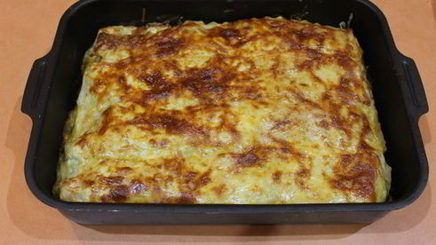 мясная лазанья с соусом бешамель