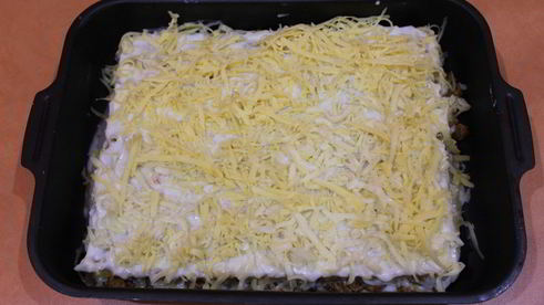 мясная лазанья с соусом бешамель