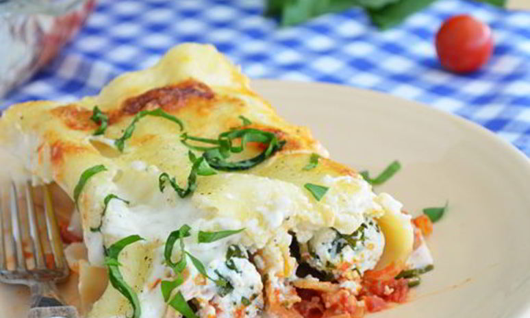 Рецепт каннеллонь с рикоттой и черемшой