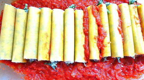 каннелони со шпинатом и рикоттой