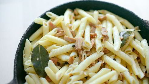 макароны по-флотски с тунцом