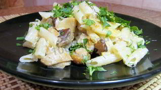 Макароны с белыми грибами
