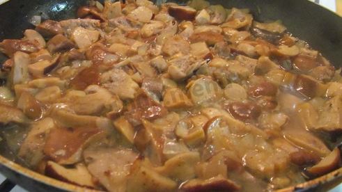 макароны с белыми грибами