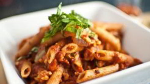 макароны с сардельками