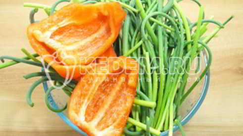 паста из чесночных стрелок