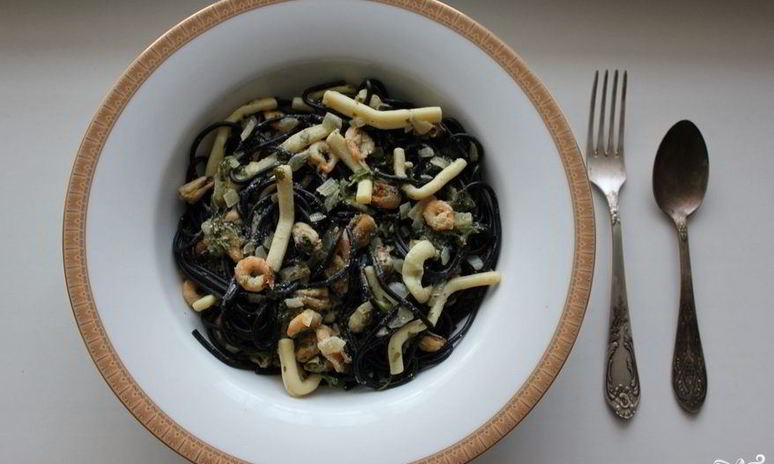 Рецепт пасты с чернилами каракатицы и морепродуктами