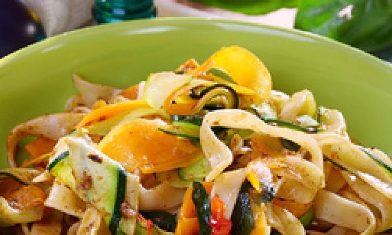 Рецепт пасты с овощами и шпинатом