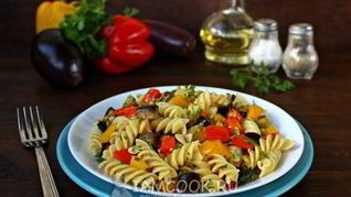 Паста с запеченными овощами