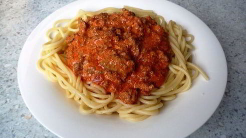 спагетти болоньез