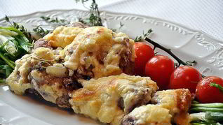 Мясо по-французски с картофелем