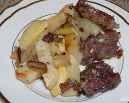 Баранина с картофелем в духовке