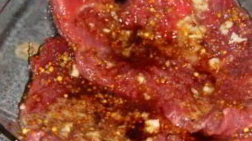 говядина с горчицей в духовке