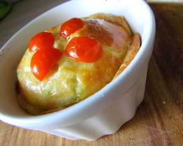 Киш с овощами и куриными сердечками