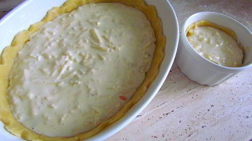 киш с овощами и куриными сердечками