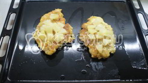 куриная грудка в духовке под ананасами