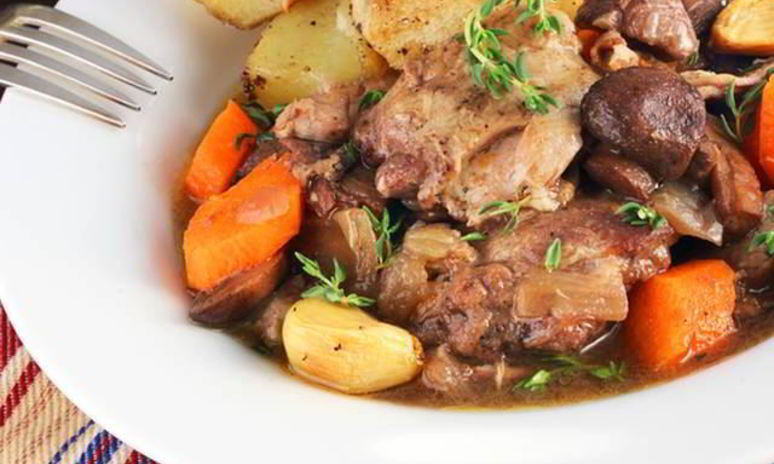 Рецепт куриных бедер с шампиньонами