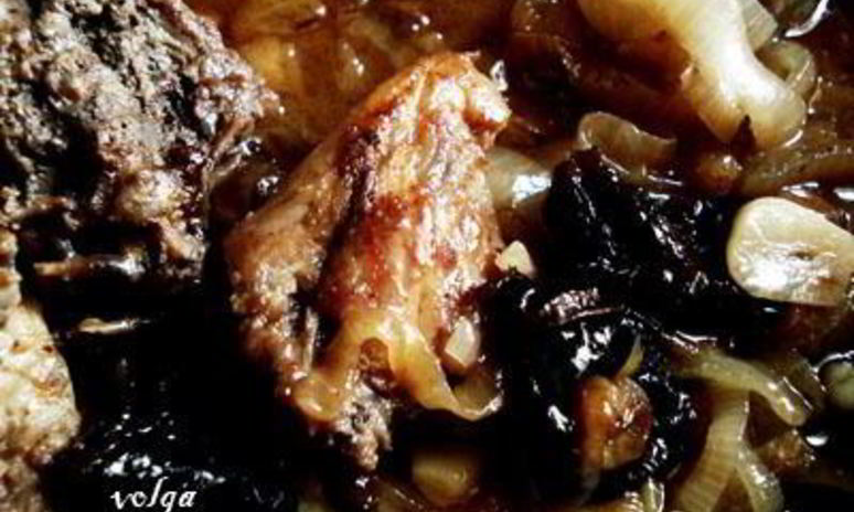 Рецепт курицы с черносливом и изюмом