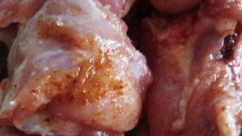 курица с черносливом и изюмом