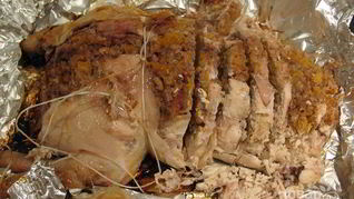 Курица с сухофруктами в духовке