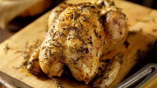 Курица запеченная на соли в духовке