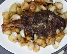 Мясо бобра в духовке