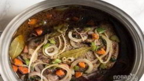 мясо в красном вине