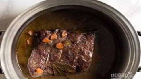 мясо в красном вине