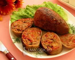 Шейки, фаршированные кускусом и потрохами