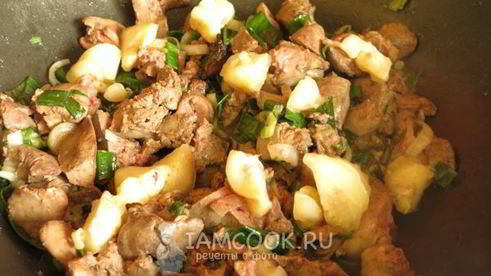 шейки, фаршированные кускусом и потрохами